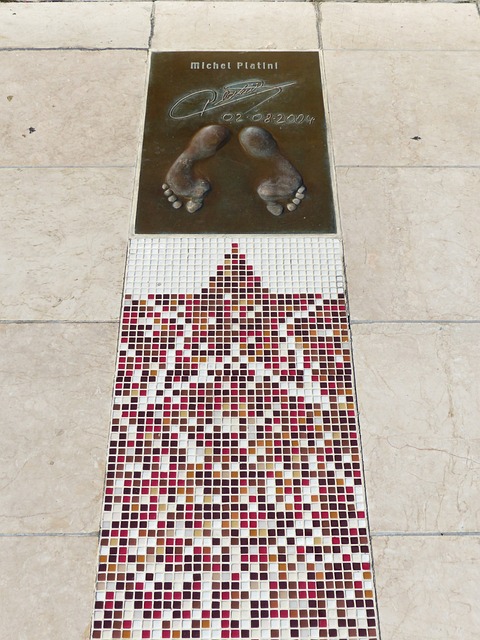 未因此而气 未因此而气